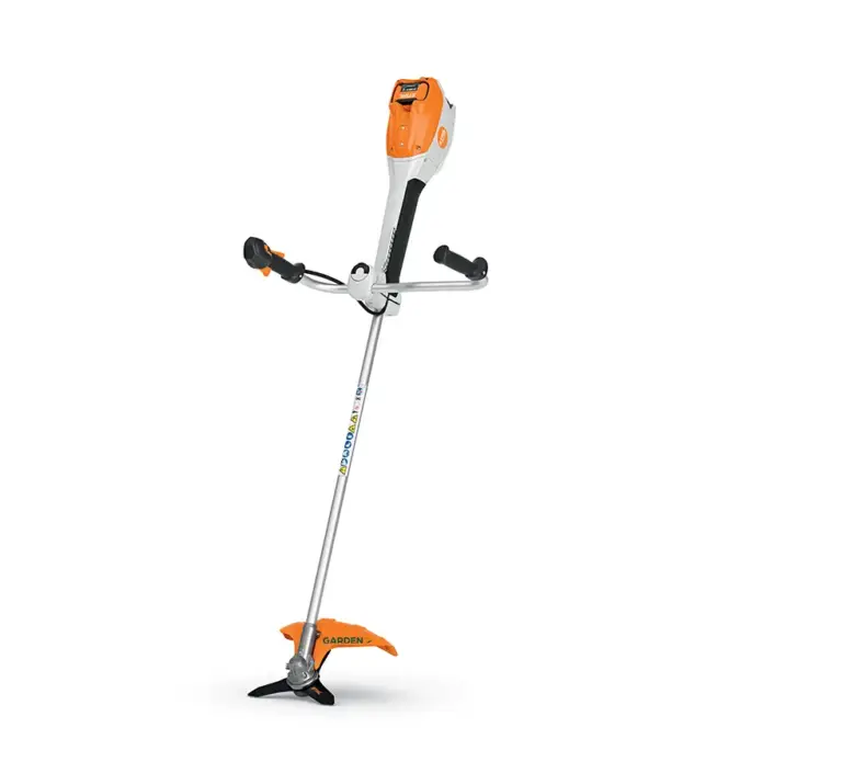 Débroussailleuse à batterie FSA 400 Nu - Stihl FSA400 - Machine seule Avec couteau taillis